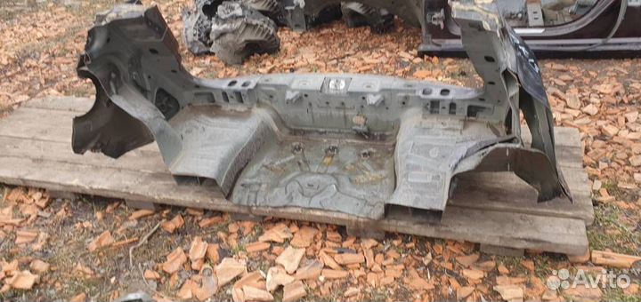 Панель задняя Opel Insignia 2008-2017