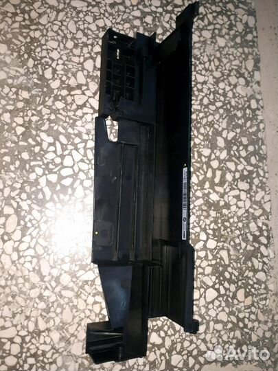 Кронштейн радиатора bmv f10