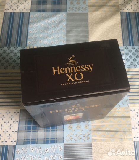 Картонная коробка от коньяка