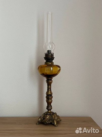 Старинная керосиновая лампа Франция