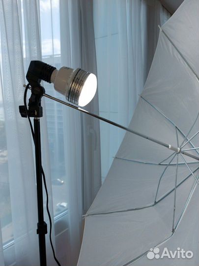 Комплект студийного света falcon eyes