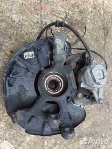 Кулак поворотный правый Mercedes C-klasse W204 204