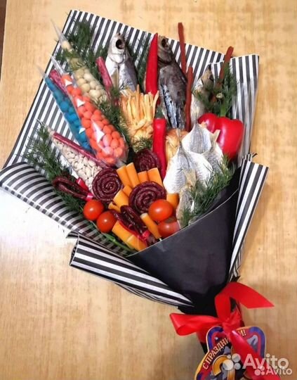 Колбасный подарок