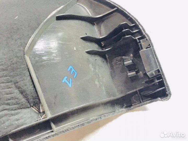 Обшивка багажного отделения левая Bmw X3 E83