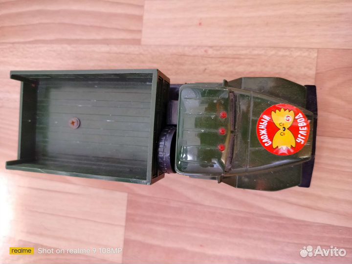 Модель грузовика