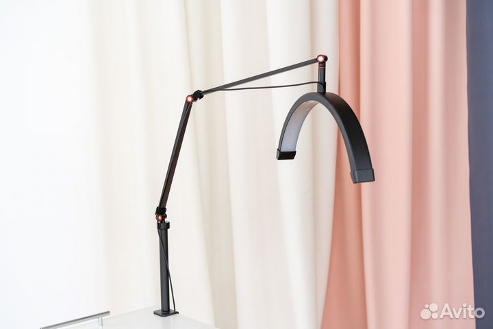 Бестеневая лампа на струбцине