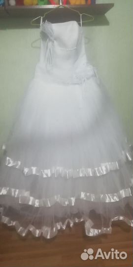 Свадебное платье 44 46 бу