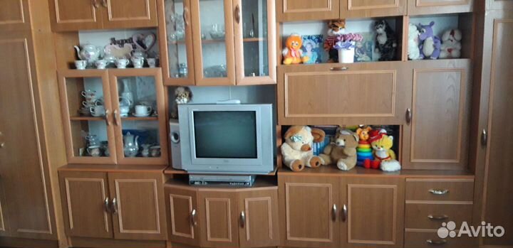 Стенка в гостиную