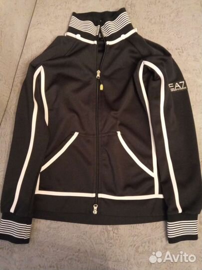 Спортивный костюм женский