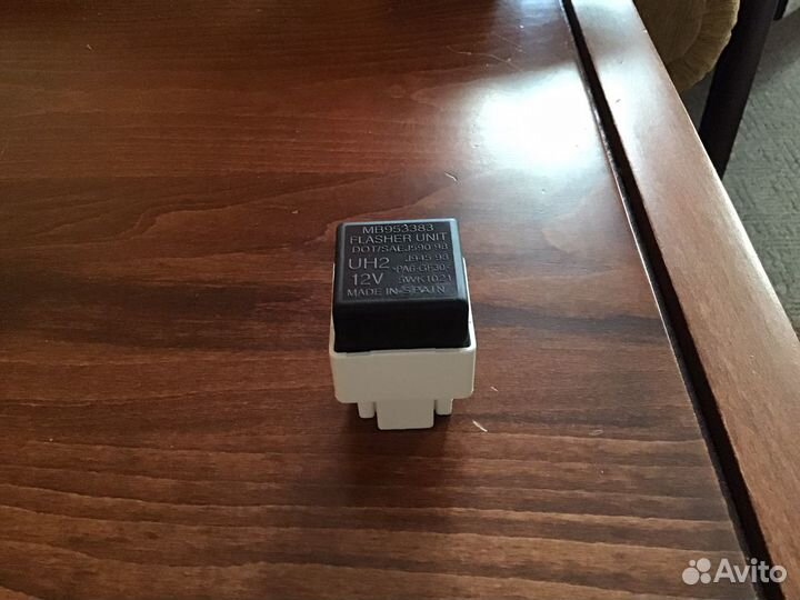 Реле поворотов для Volvo S/V 40