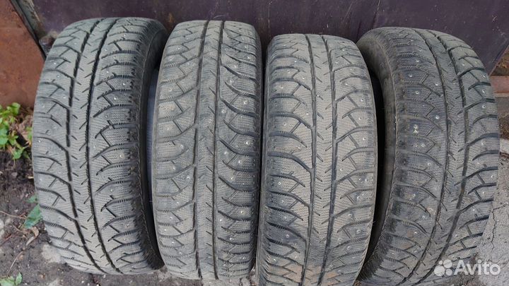Bridgestone Ice Cruiser 7000S 225/60 R17 99T