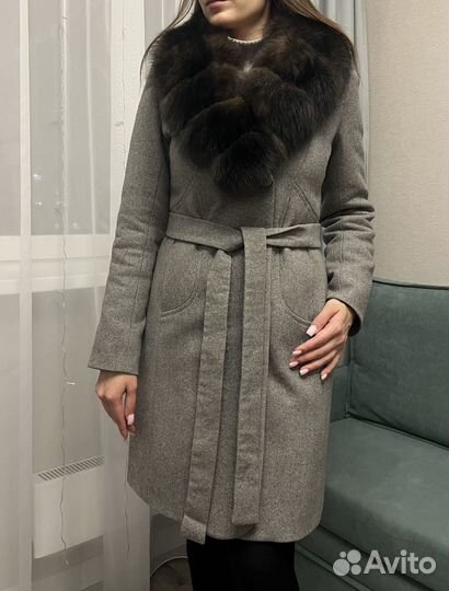 Пальто женское зимнее