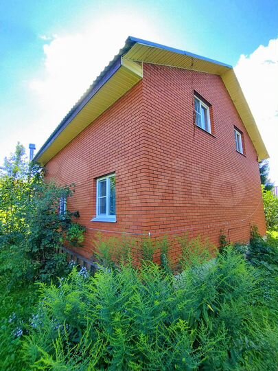 Дом 180 м² на участке 12 сот.