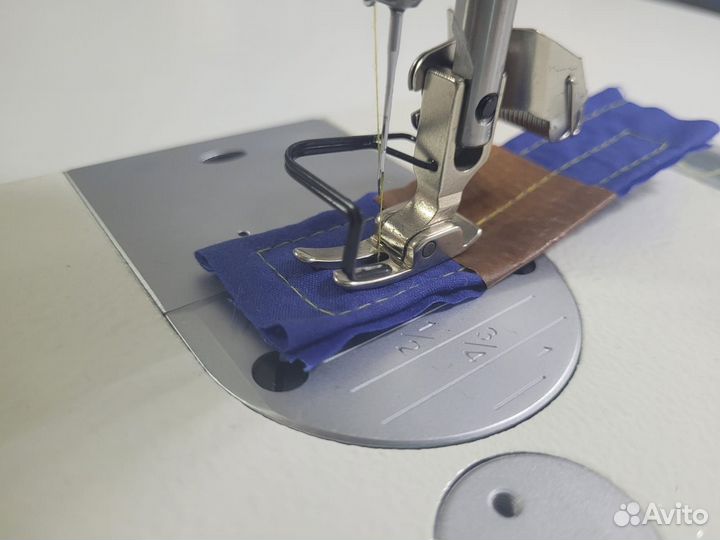 Швейная машина Jack JK F5 со столом