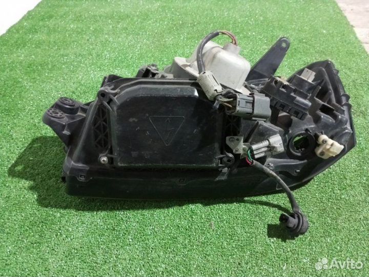 Фара правая Subaru Legacy BH