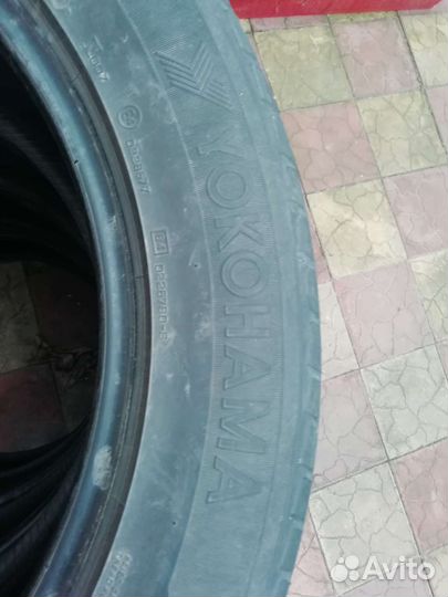 Yokohama Advan ST V802 R20