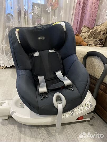 Автокресло britax romer dualfix i size 0-18 кг