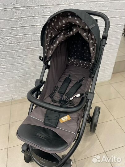 Коляска прогулочная