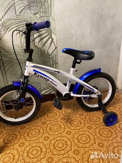 Детский четырех колесный велосипед