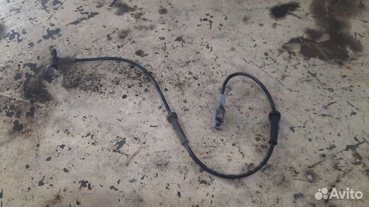 Датчик abs передний peugeot 308