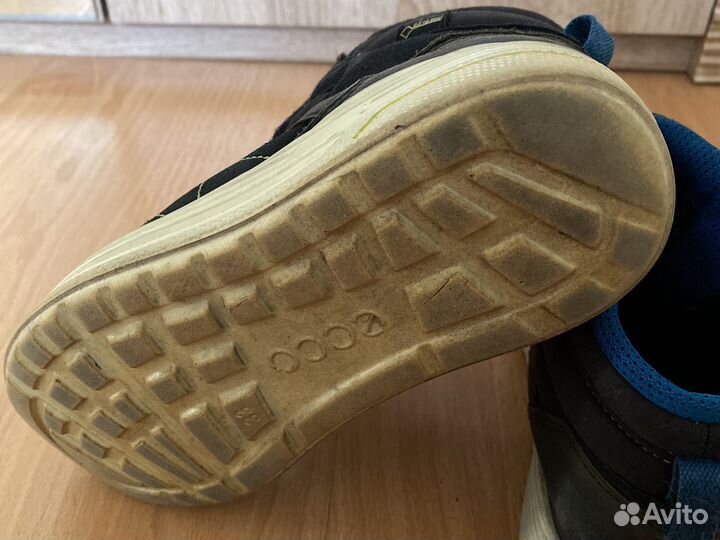 Ботинки ecco 33