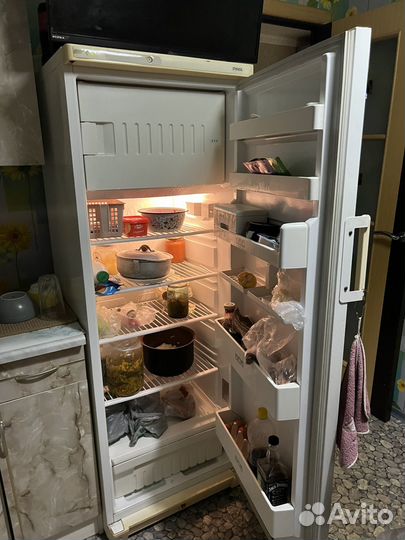 Холодильник stinol 205