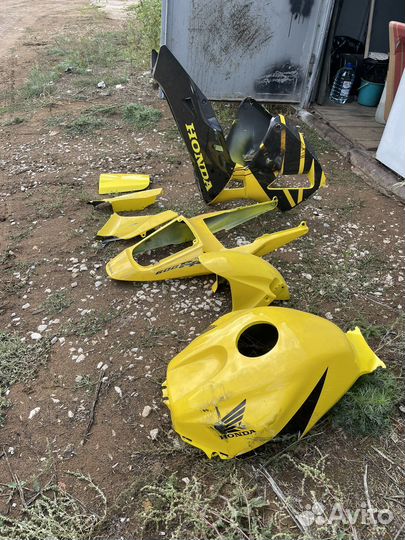 Пластик для мотоцикла honda cbr 600 rr