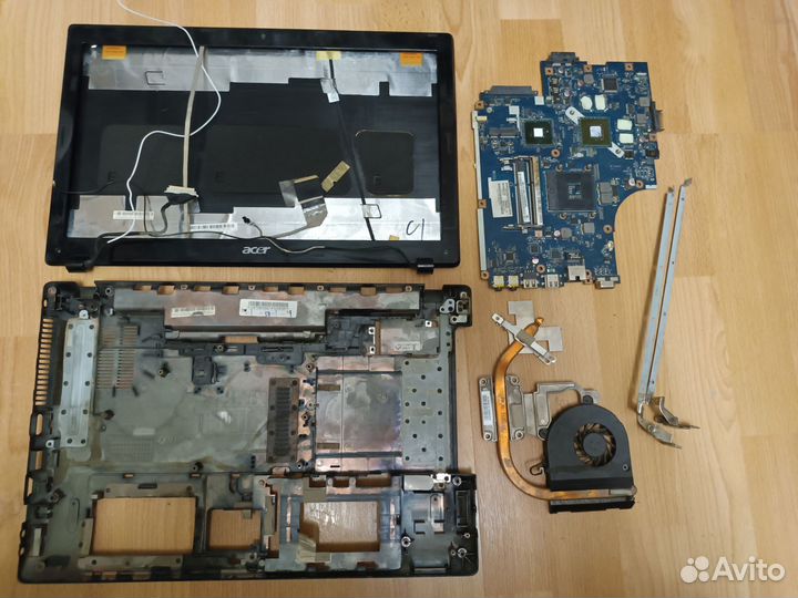 Ноутбук Acer 5742 в разбор