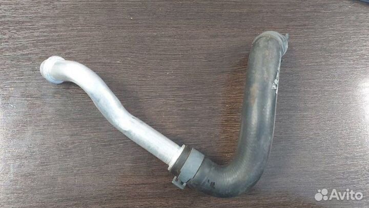 Патрубок системы охлаждения Porsche Cayenne 958