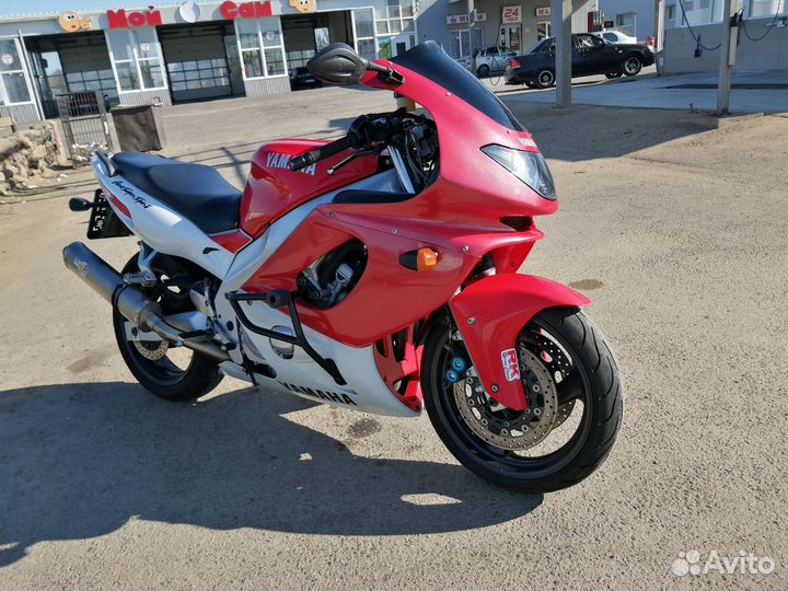 Yamaha yzf 600 r thundercat
