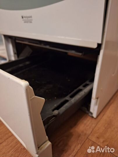 Газовая плита Hotpoint ariston