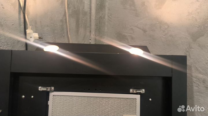 Вытежка купольная 60 см