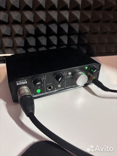 Звуковая карта onyx Artist 12