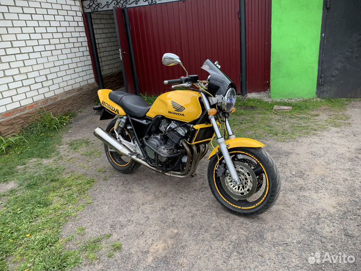 Хонда cb400sf