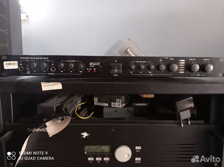 Двухзонный микшер-предусилитель Apart PIR-7600