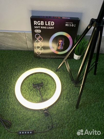 Кольцевая лампа со штативом