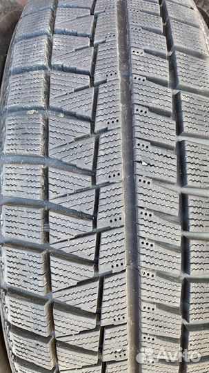 Bridgestone Blizzak VRX2 185/65 R15