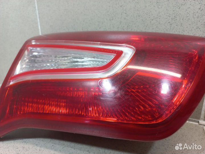 Фонарь задний внутренний левый Kia Sportage SL
