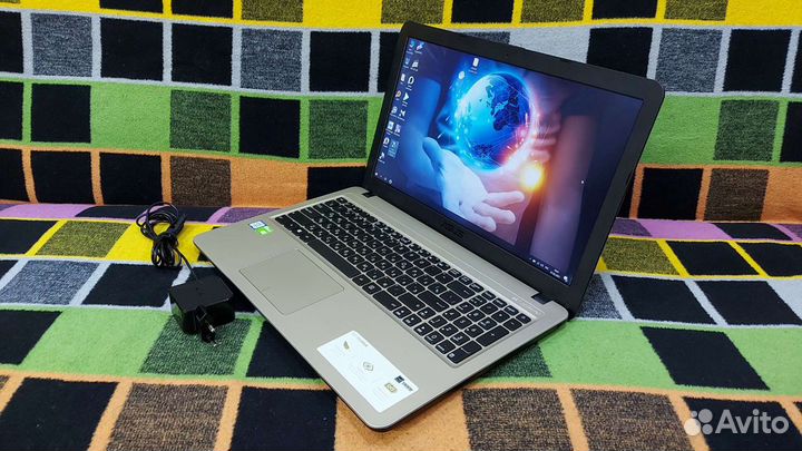 Ноутбук asus R540UB*