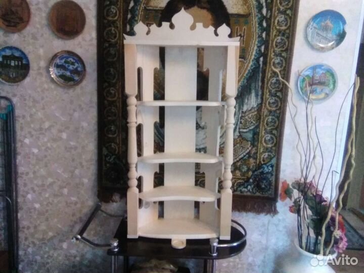 Угловой домашний иконостас