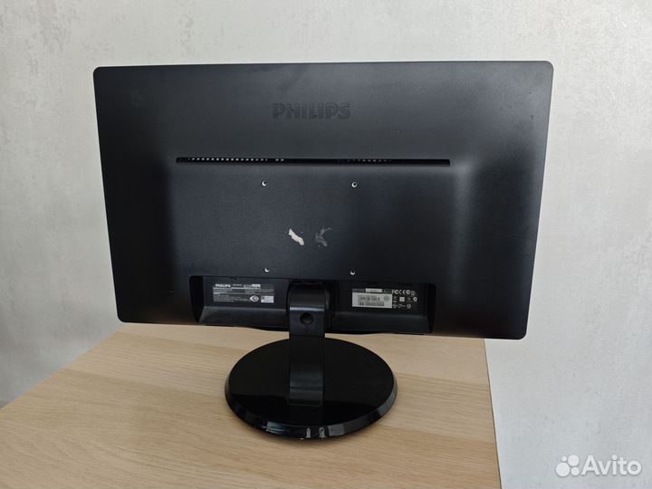 Монитор 22 дюйма Philips