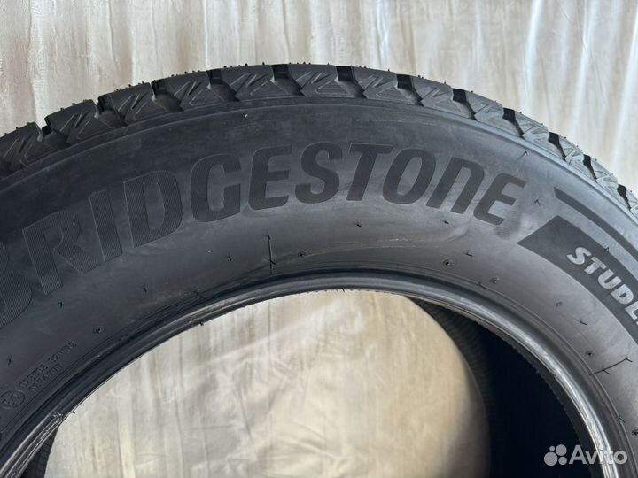 Bridgestone Blizzak DM-V3 275/60 R20 115R