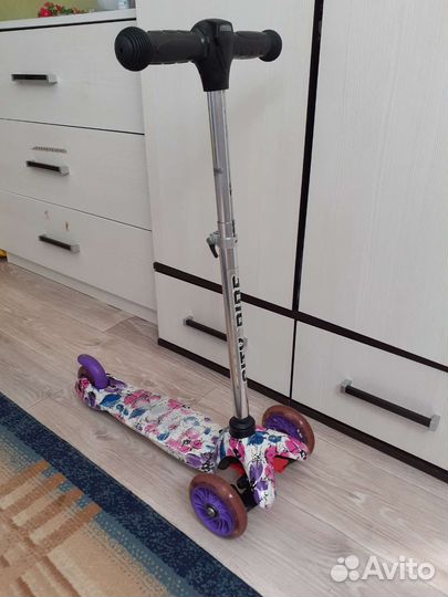 Самокат детский трехколесный бу