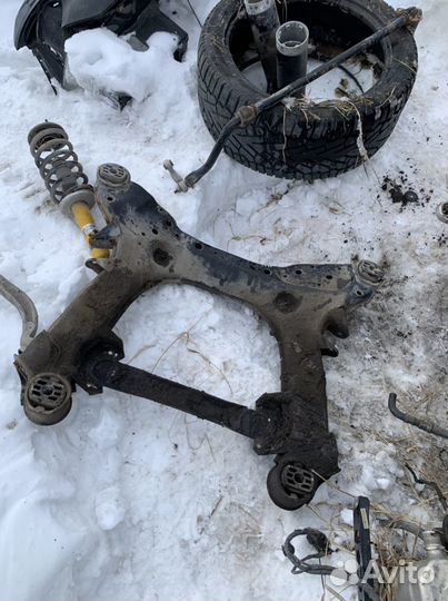 Передний подрамник Ауди a8 d2 4.2л