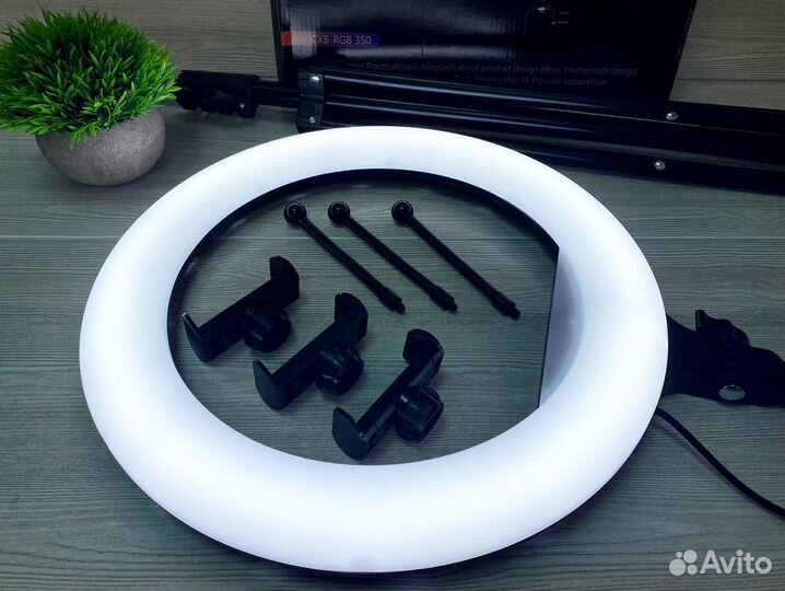 Кольцевая лампа 35 см RGB со штативом в комплекте