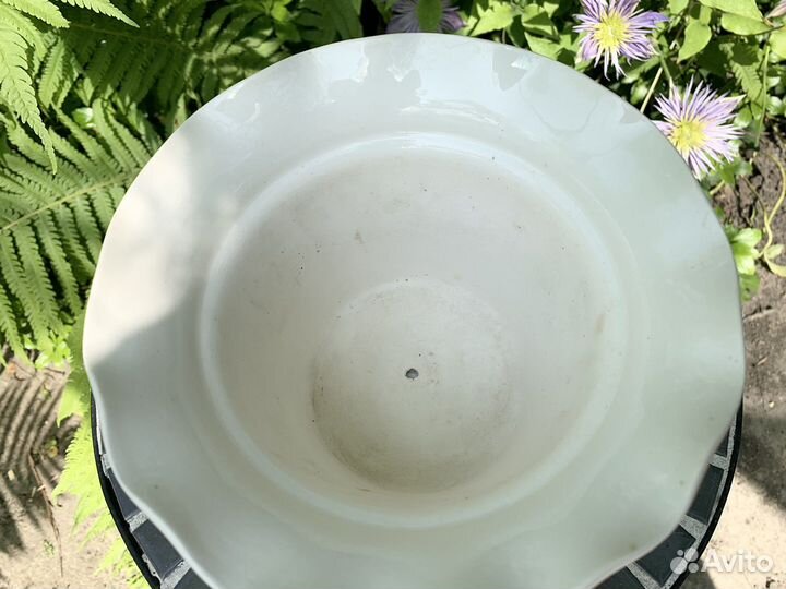 Цветочное кашпо расписное семикаракорская керамика