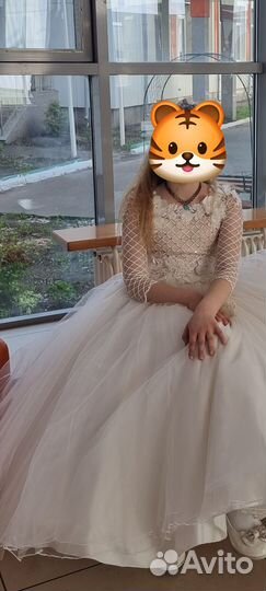 Платье для девочки 134 140