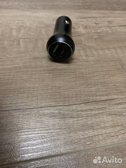 Зарядное устройство в прикуриватель