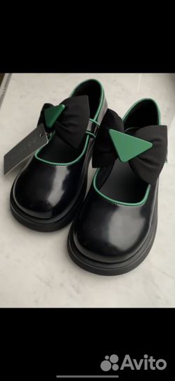 Детская обувь на девочку