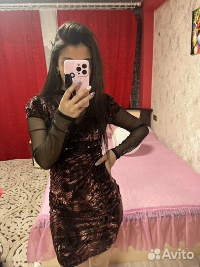 Бархатное платье